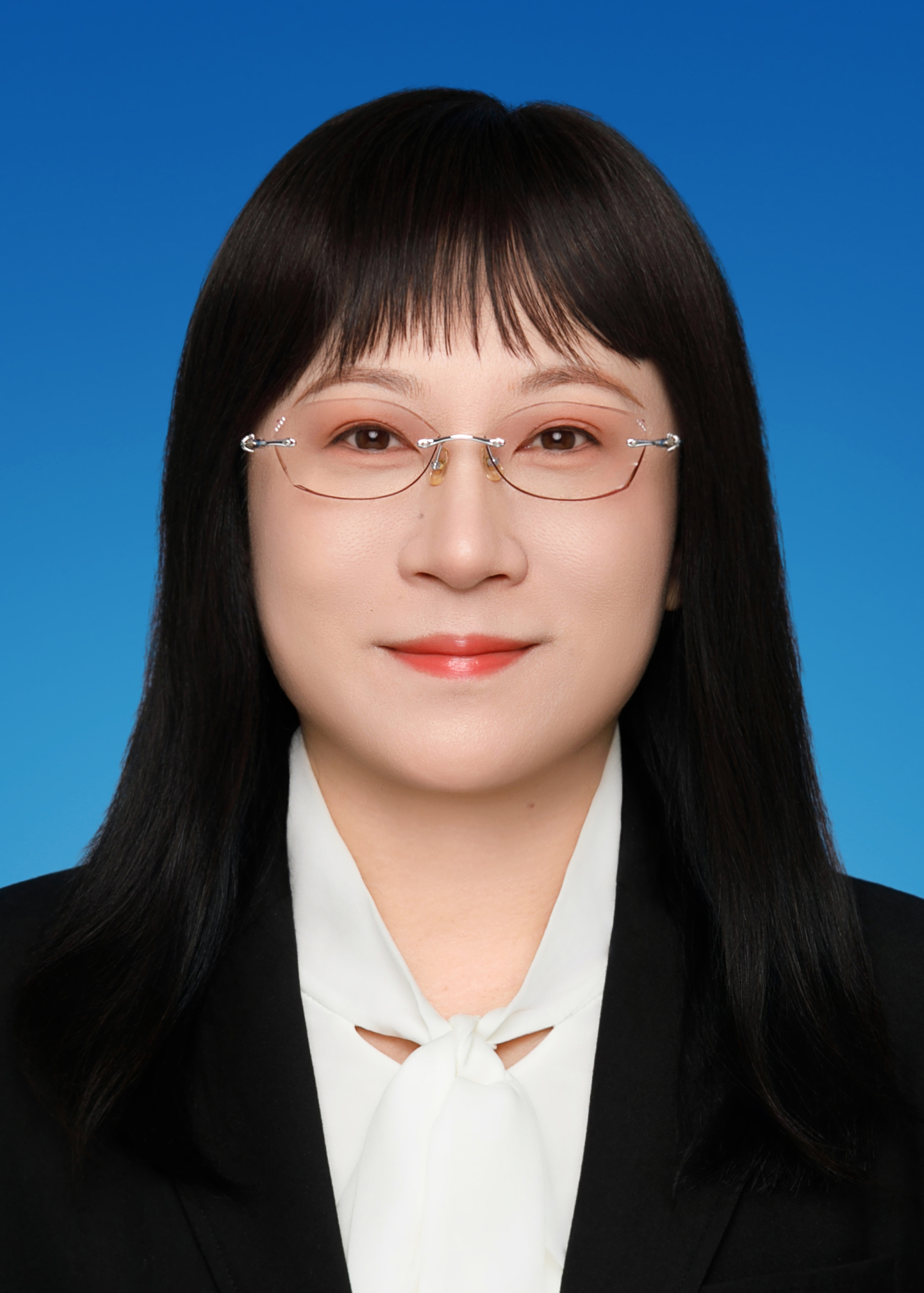 李丽雯